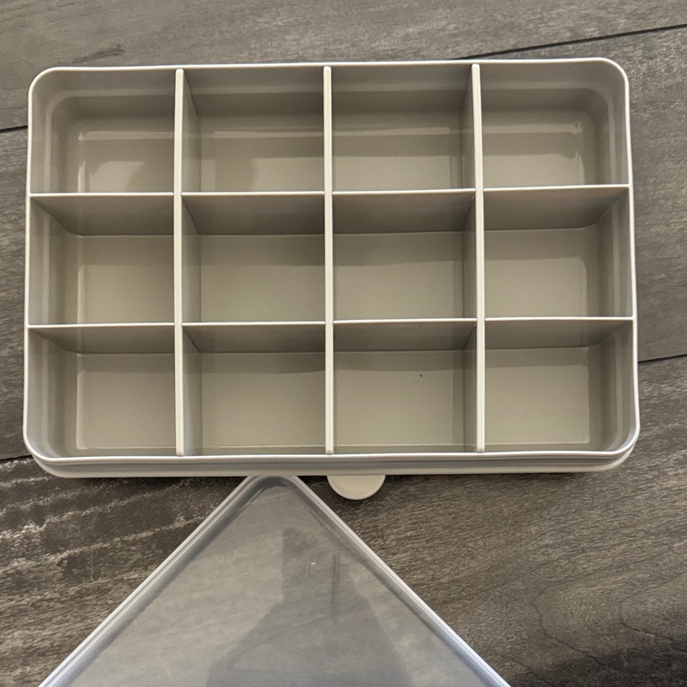 Clear Storage Organizer - Picture 2 of 6